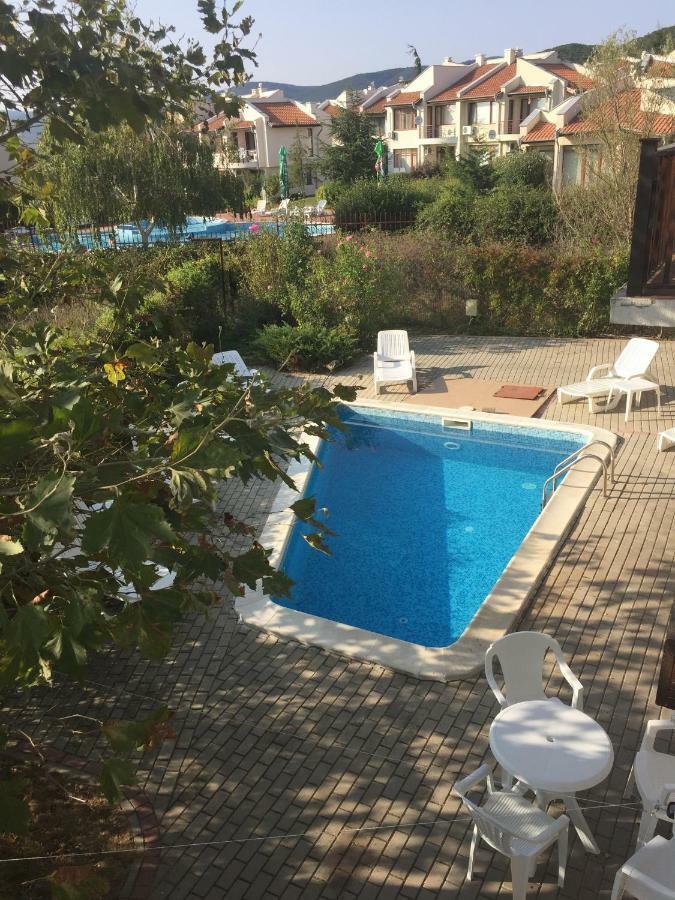 Hilltop Villa Burgas Exterior photo