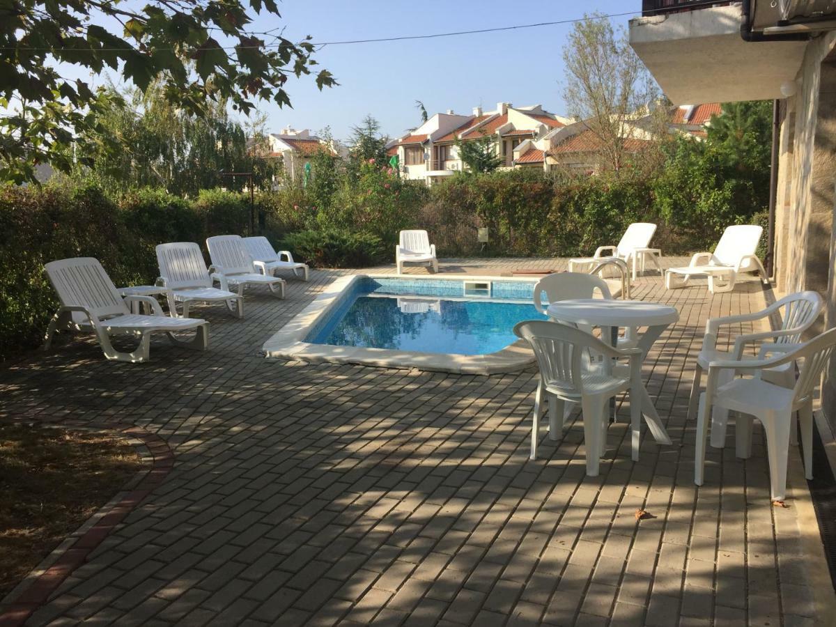 Hilltop Villa Burgas Exterior photo